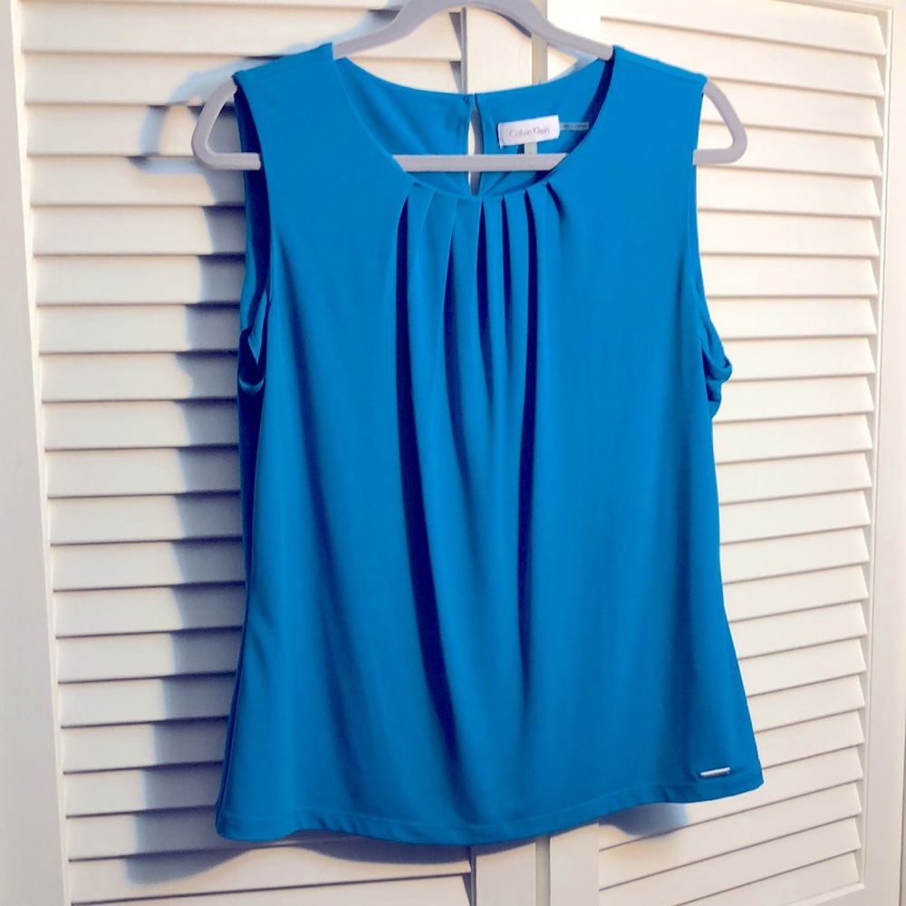 Calvin Klein Pleated Sleeveless Blue Blouse